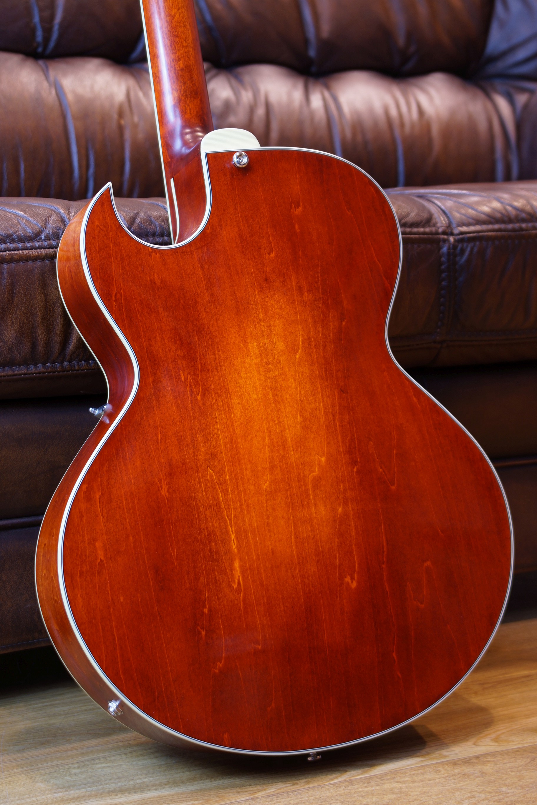 Eastman T49D/TV Archtop Antique Classic aged