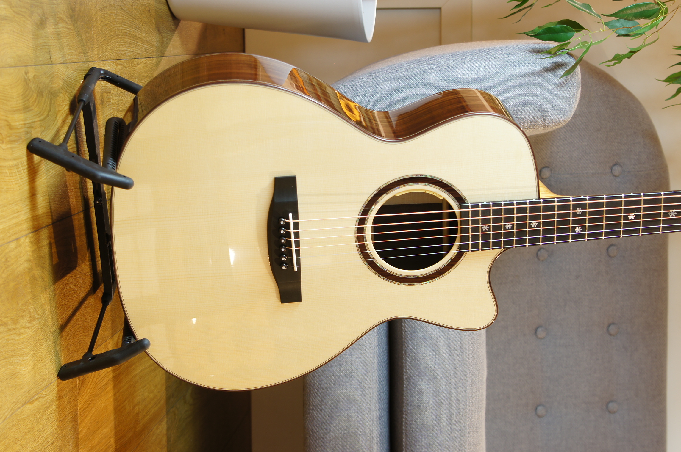 Lakewood M-32 CP