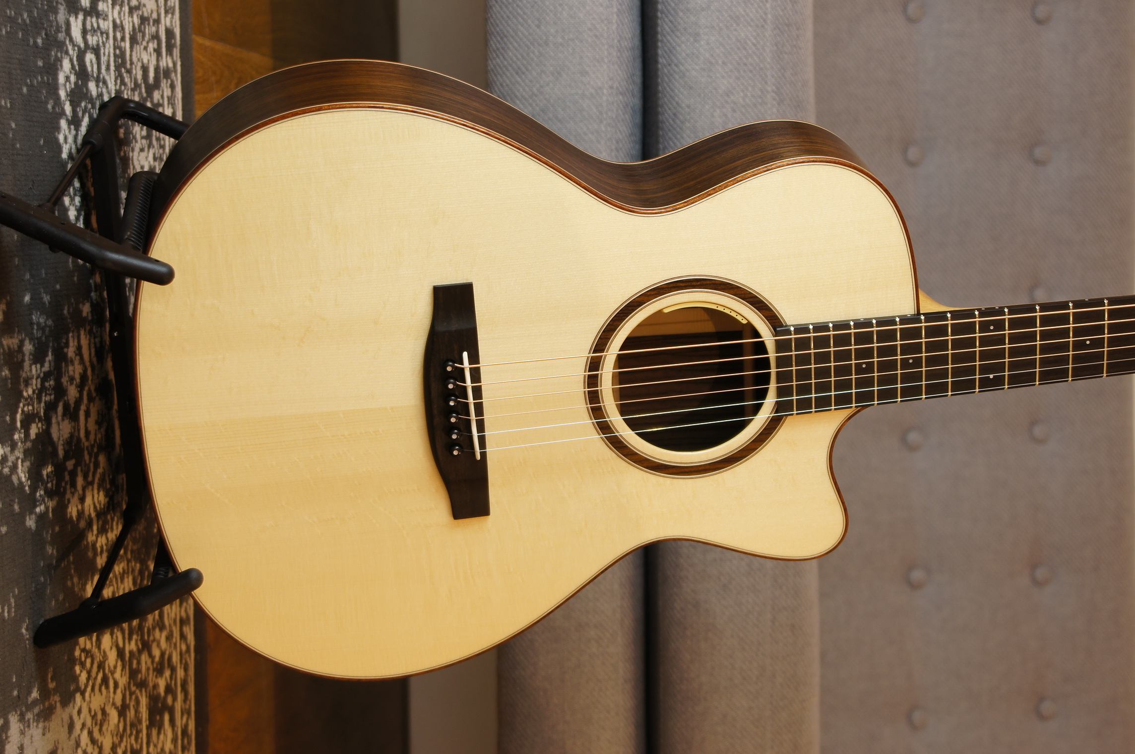 Lakewood M-31 CP