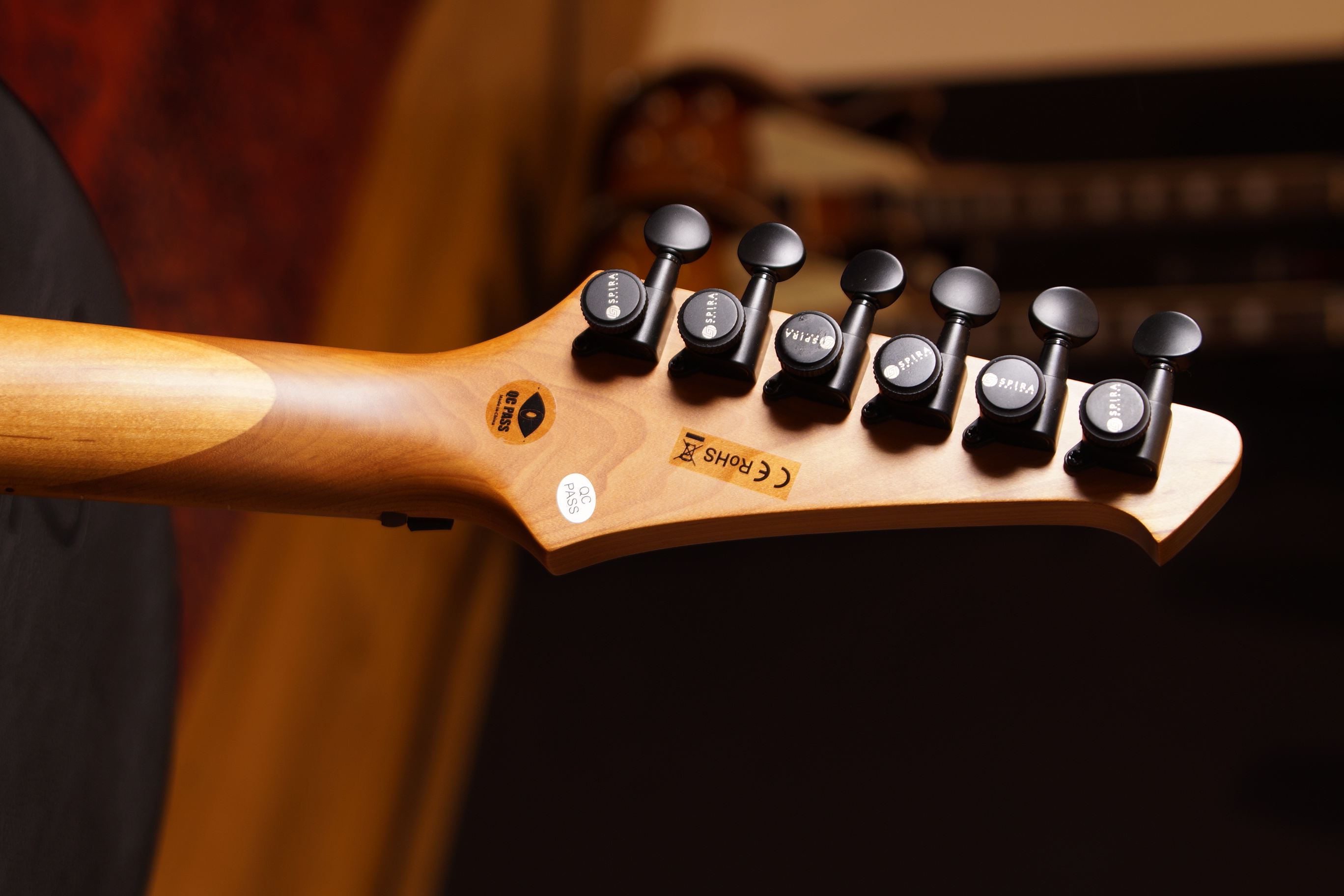 SPIRA Guitars S-450 TRD Transparent Red