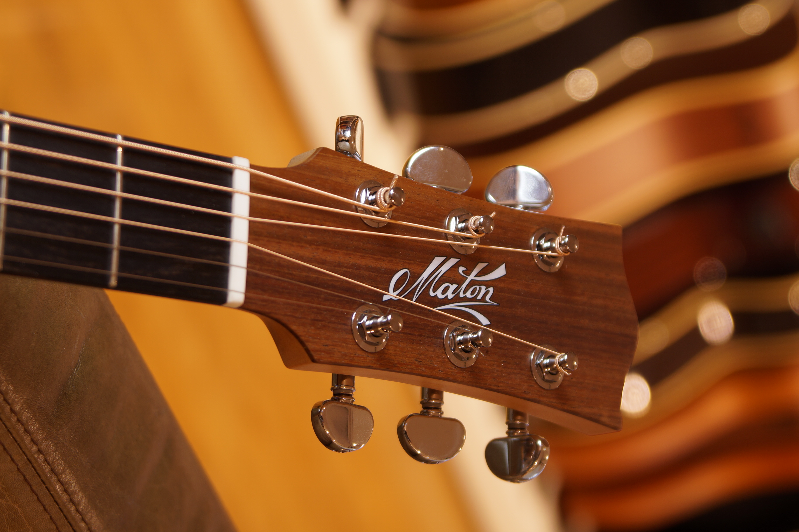 Maton SRS 60 C