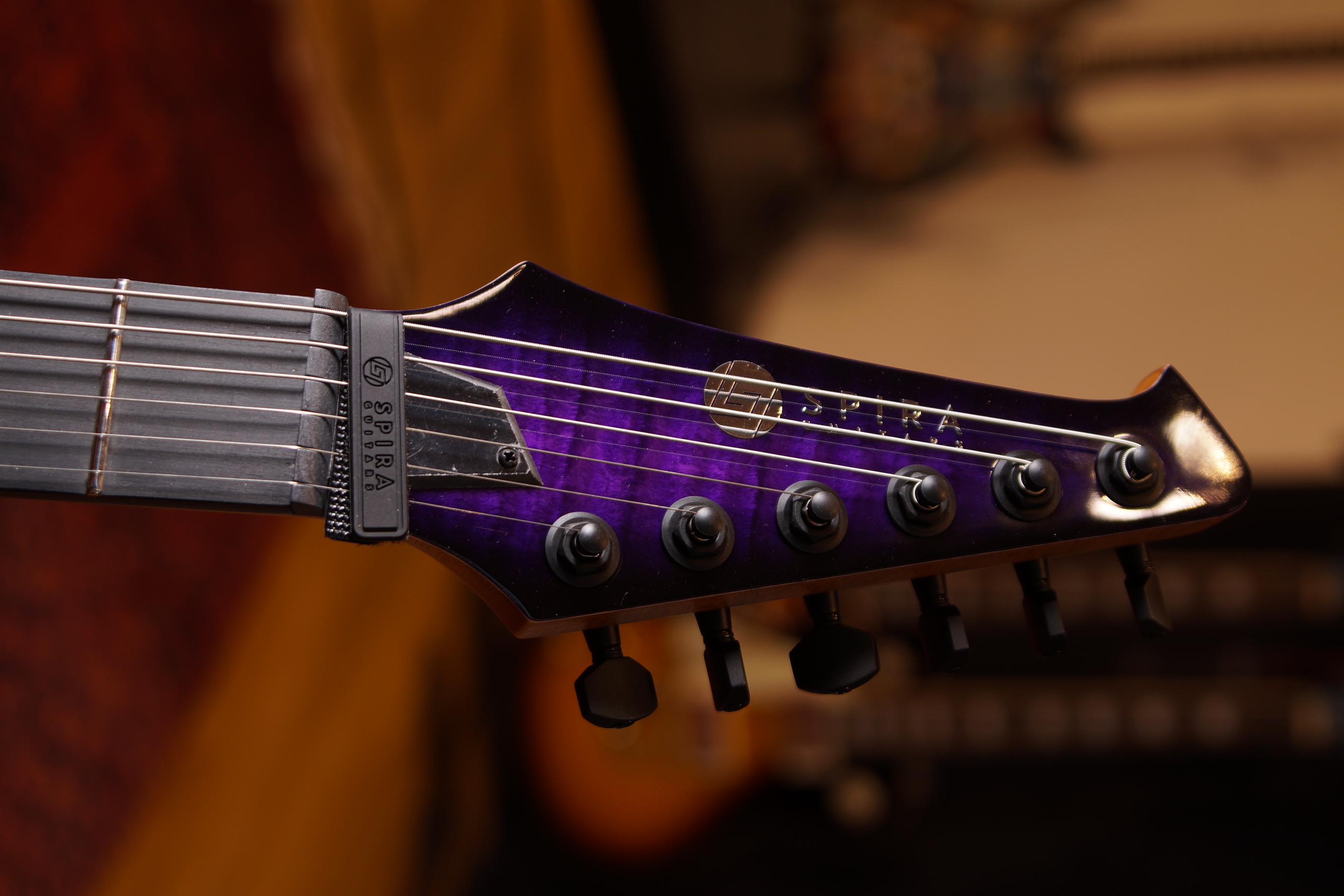 SPIRA Guitars V-500 TPP E Transparent Purple