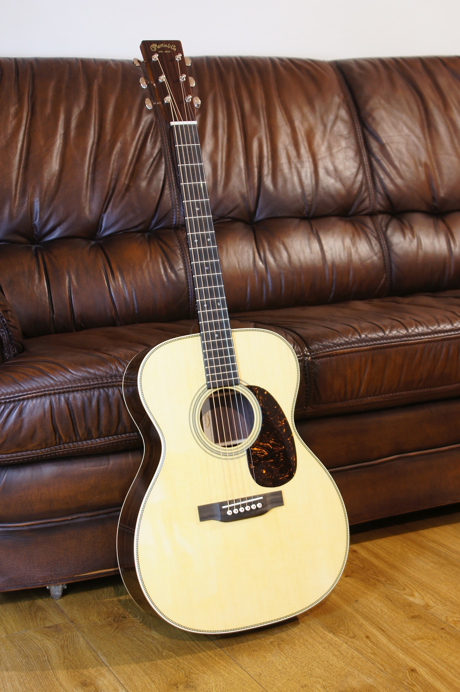 Martin 000-28