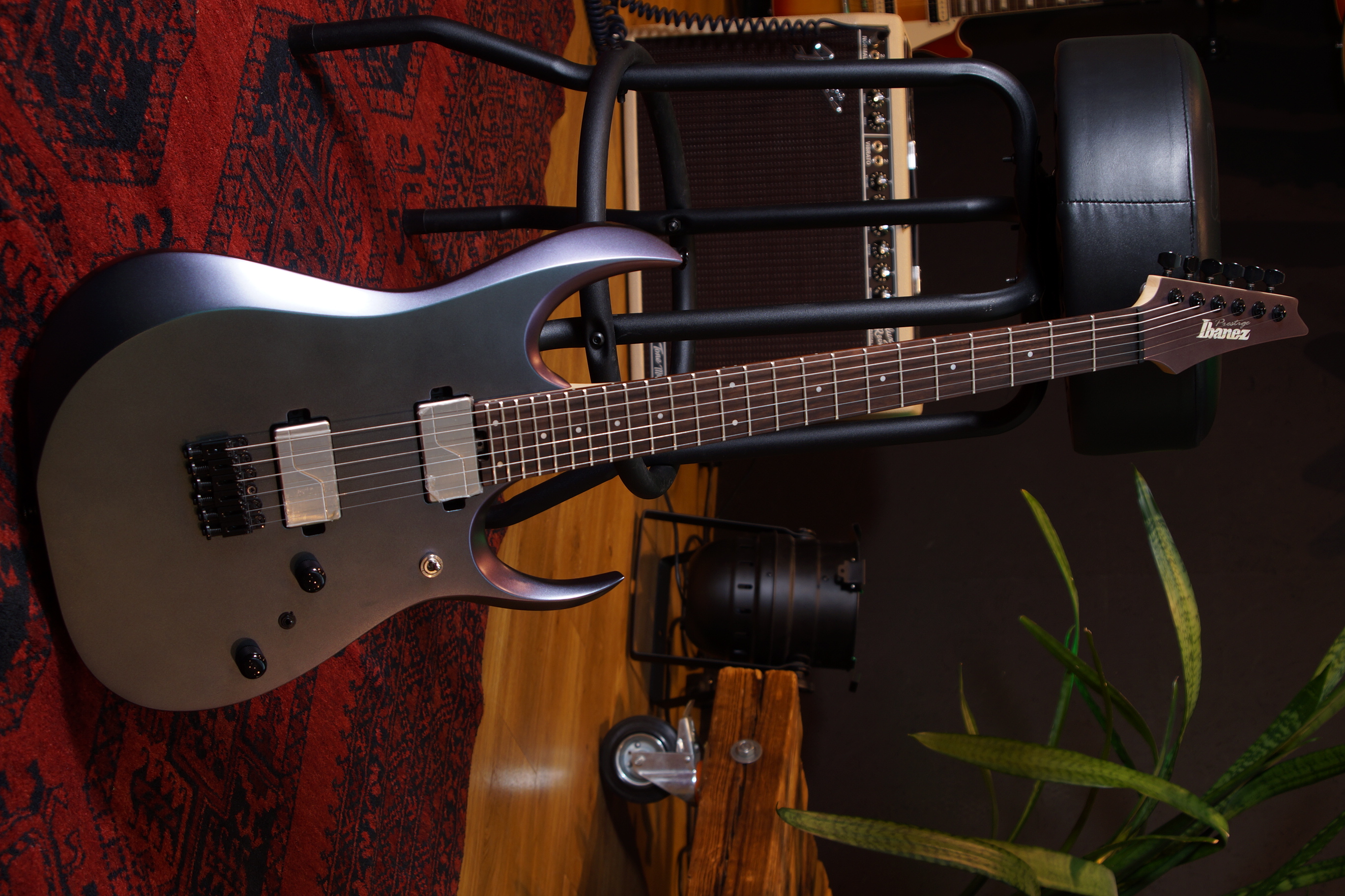 Ibanez Prestige RGD3121-PRF inkl. Koffer