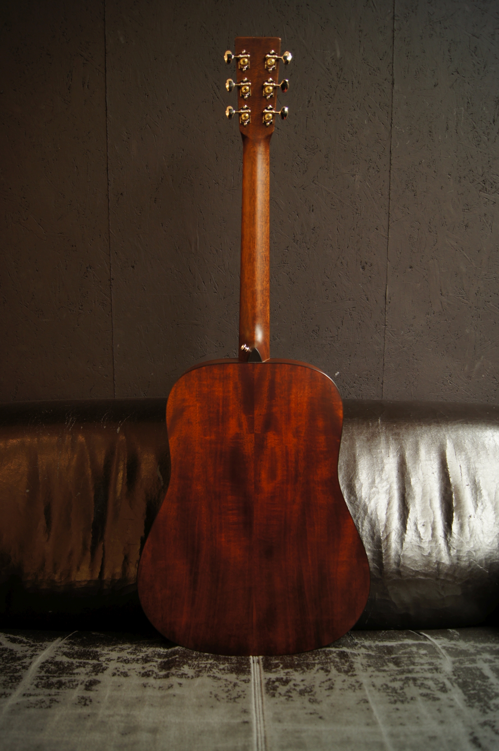 Martin D-16E Mahogany mit Gigbag