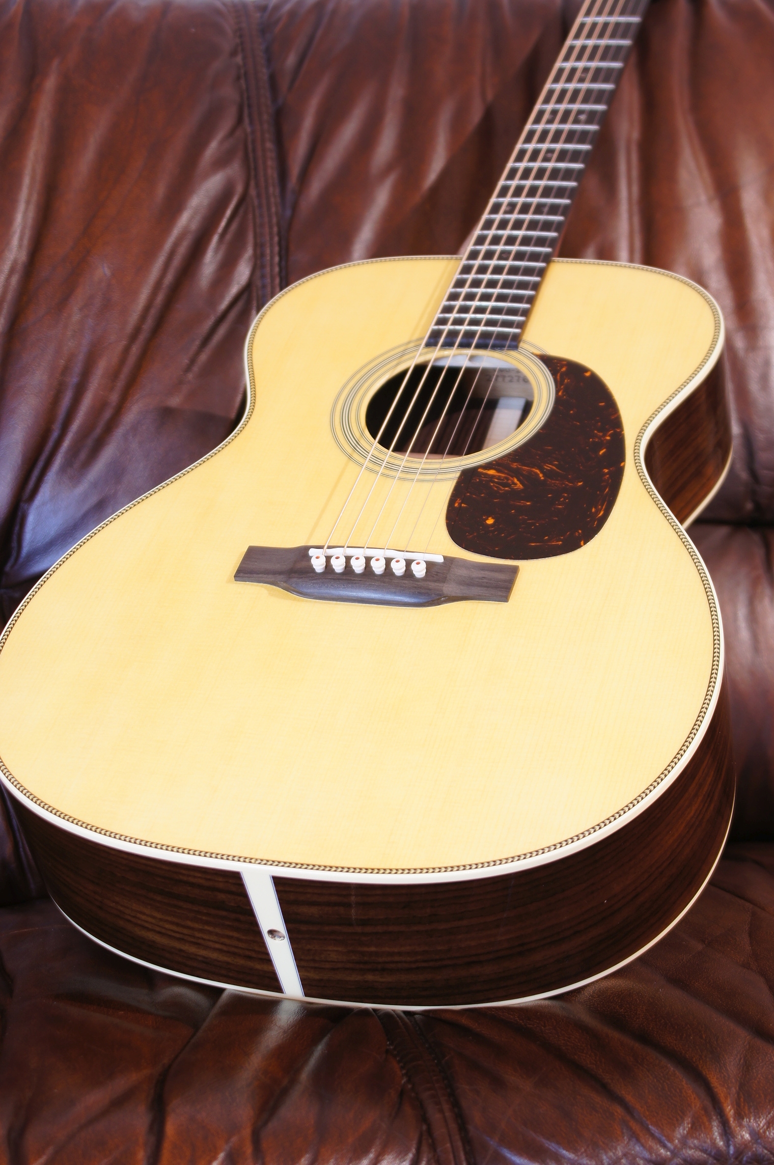 Martin 000-28