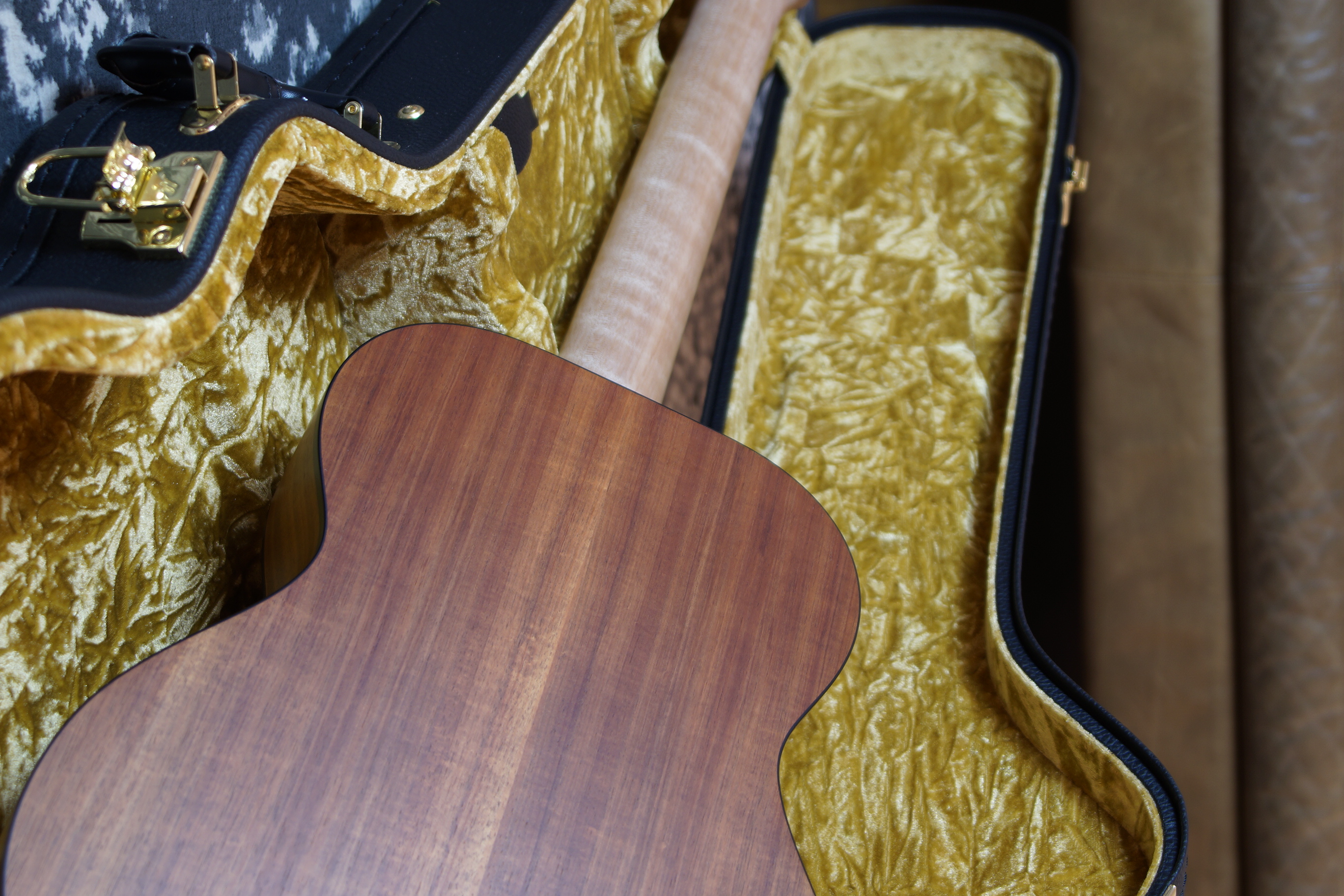 Maton EMBW 6 Mini