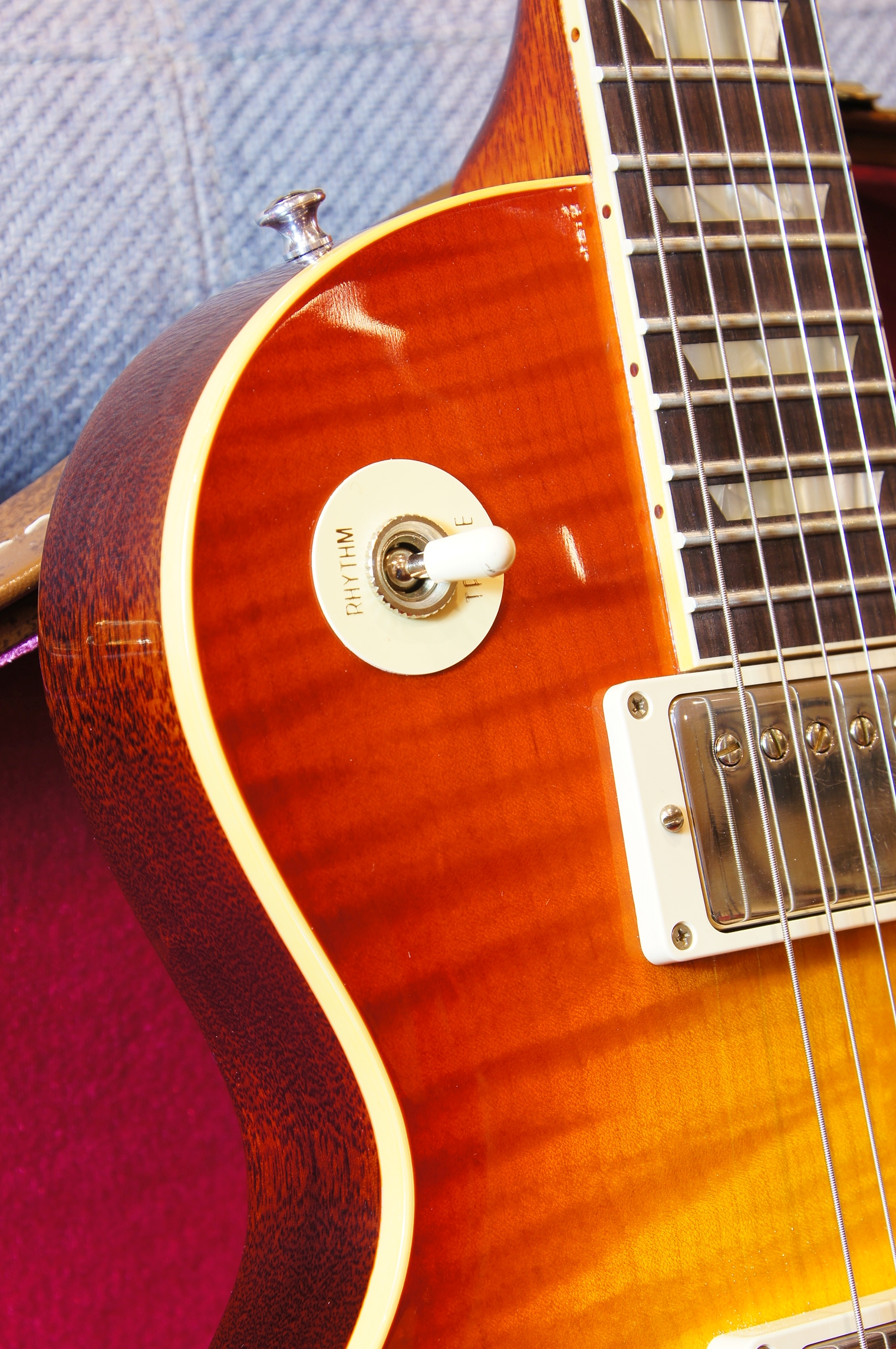 Gibson Custom Shop 1959 Les Paul Standard Reissue VOS Washed Cherry Burst