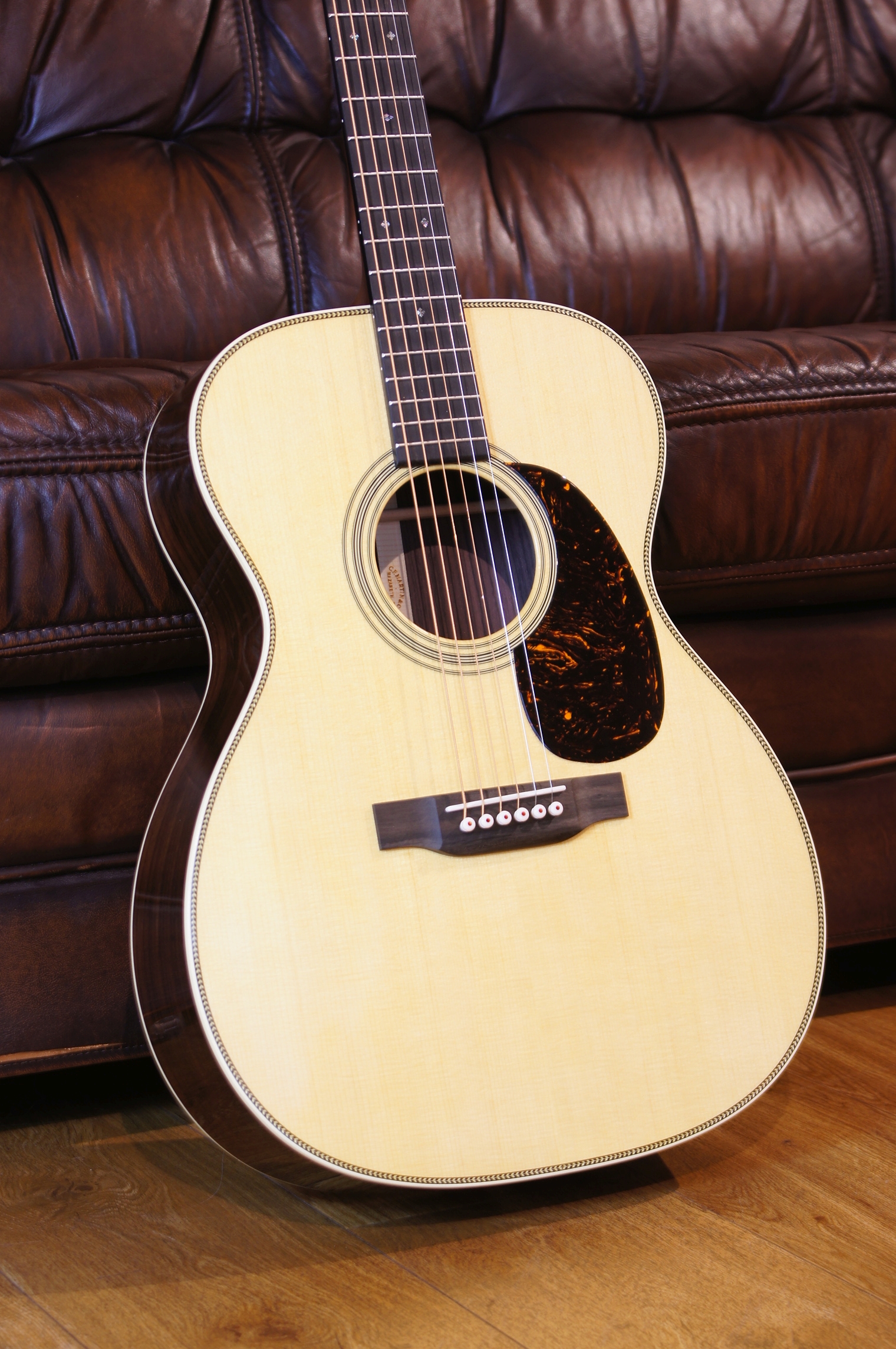 Martin 000-28