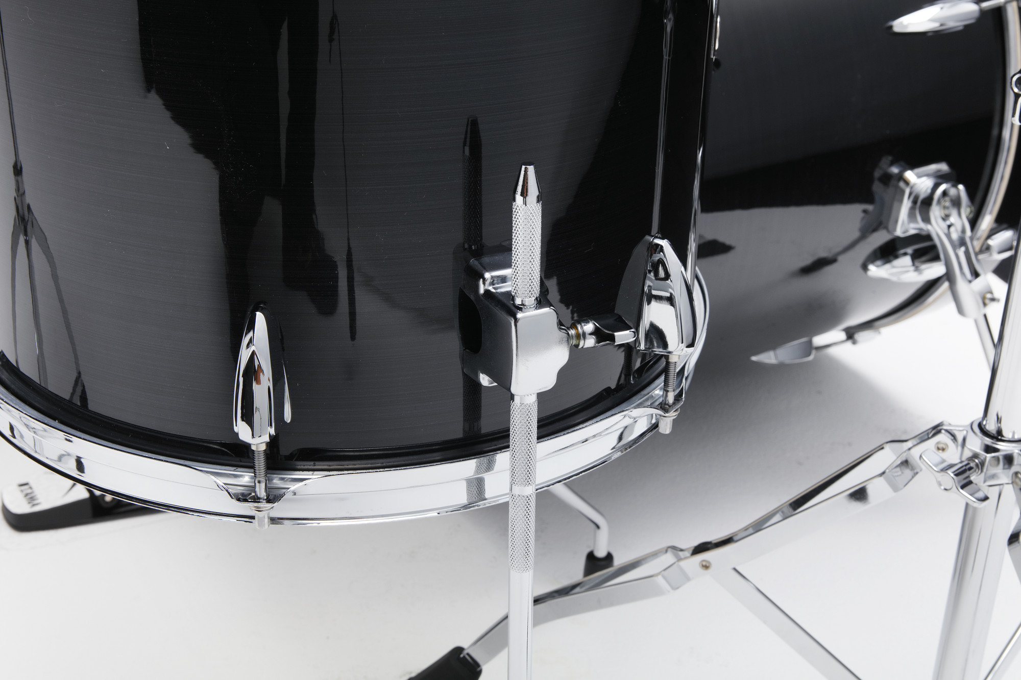 TAMA Imperialstar Drum Set 20" 5 teilig - Hairline Black + Becken, Hardware + Hocker