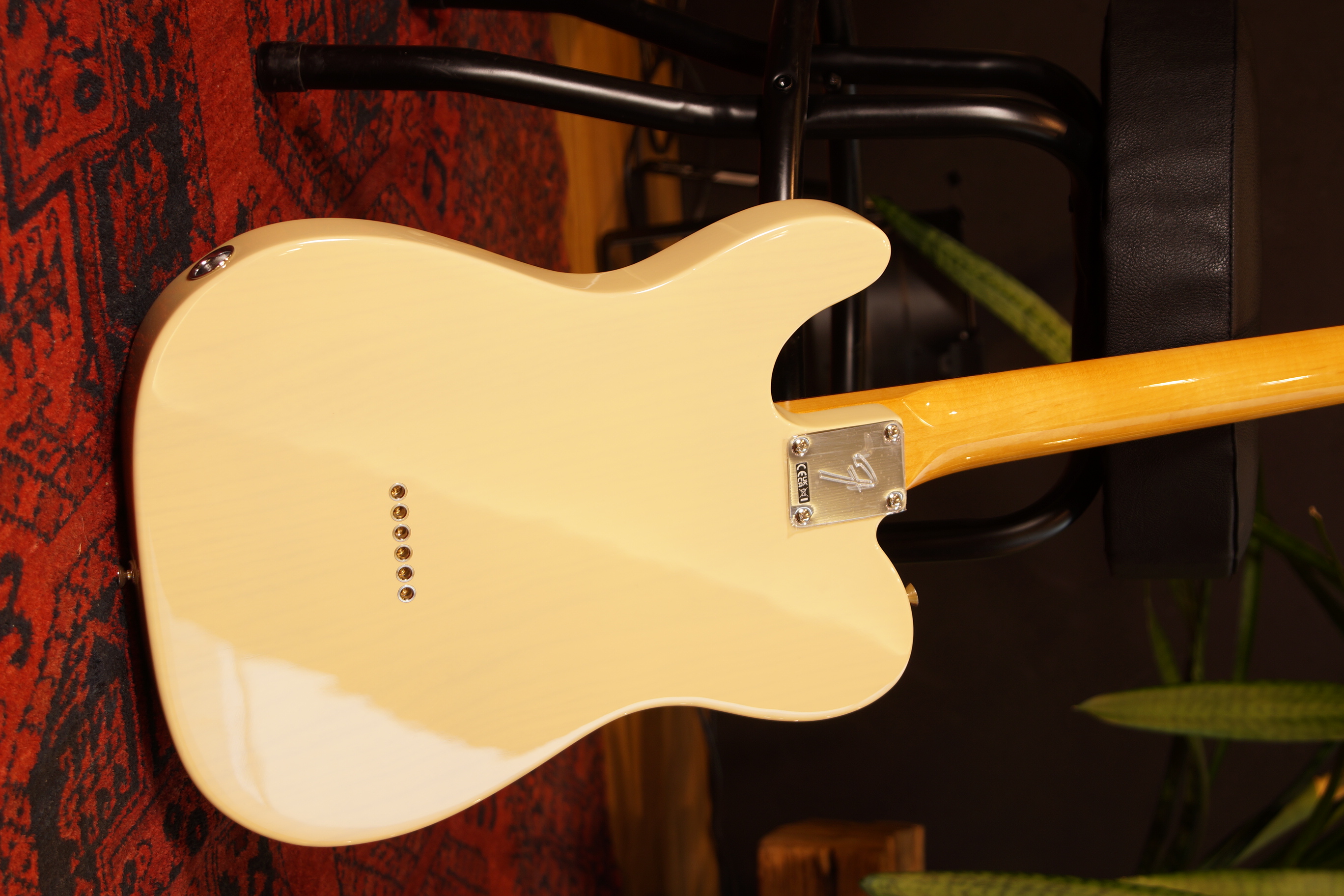 Fender Vintera® III Mid '60s Telecaster® Vintage Blonde