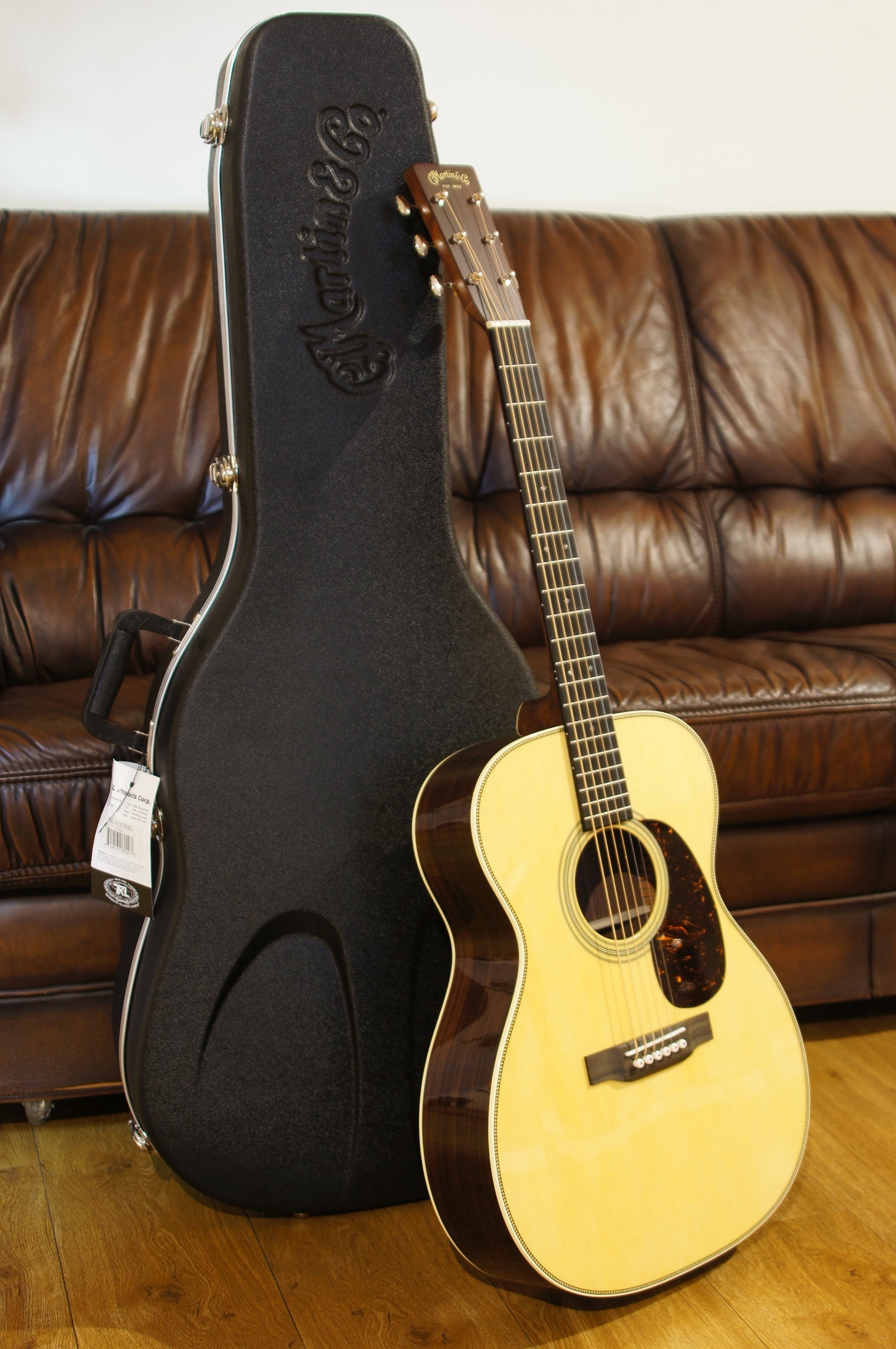 Martin 000-28
